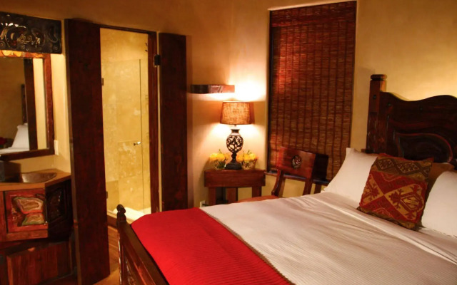 Antigua Inn