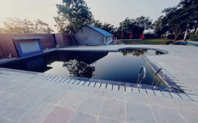 Bharat lake View Resort