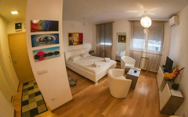Maja Apartment
