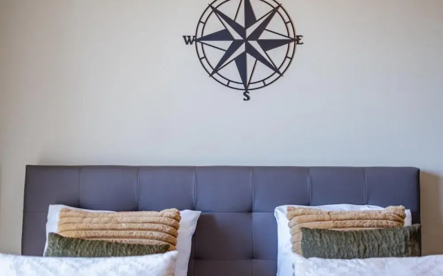 Apartment in Sint-annaland With Beach Access