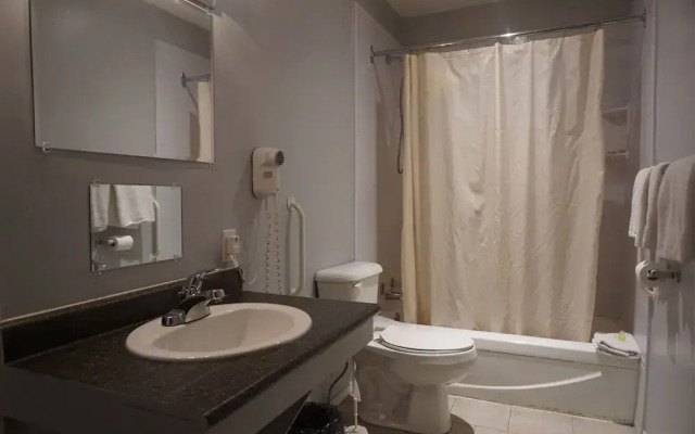 The Mighty Fraser Motel