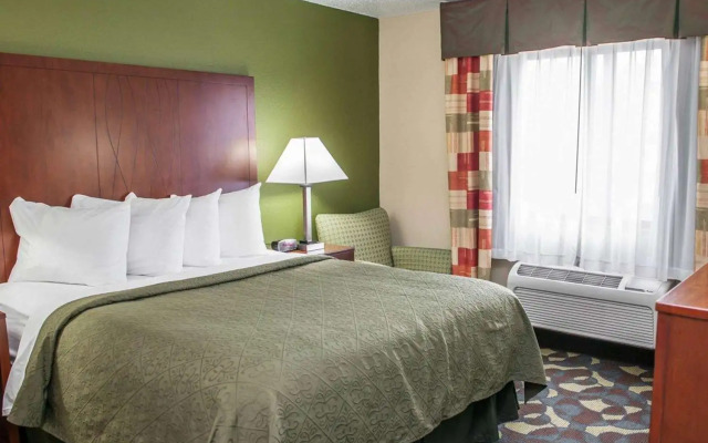 Quality Inn & Suites South Bend Airport
