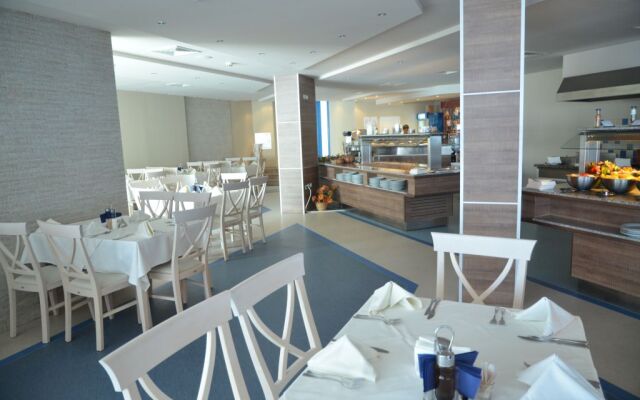 PrimaSol Sineva Beach Hotel - All Inclusive