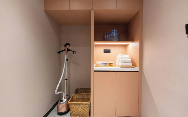 World Hotel  Jinan CBD MixC Branch