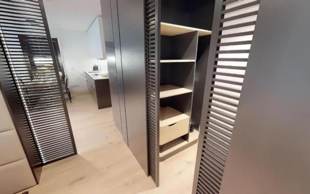 White Pearl Apartment 1.12