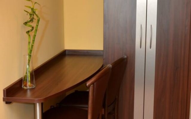 Tucado Cafe | Restaurant |