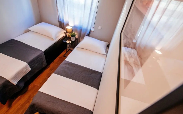 Penthouse Luxury Suite
