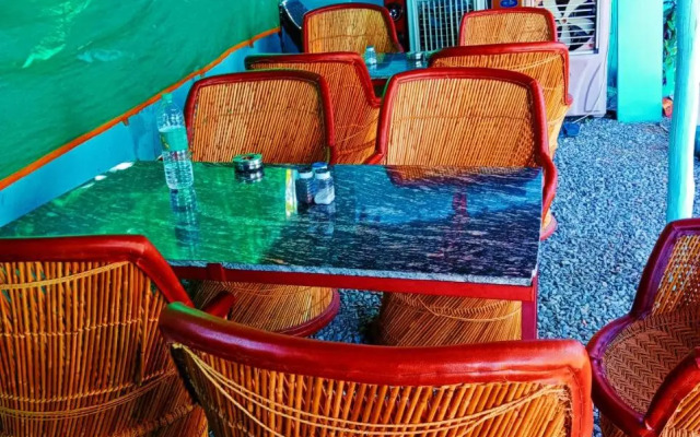 One Light Hostel