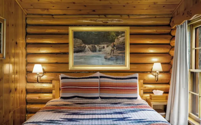 El Western Cabins & Lodges
