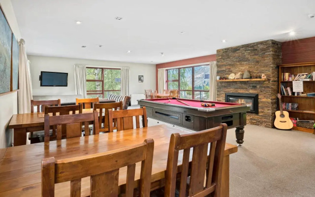 Shotover Lodge