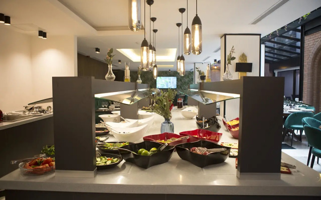 Emens Hotel
