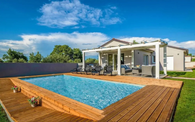 Beautiful Home in Barban With Outdoor Swimming Pool, Wifi and 2 Bedrooms