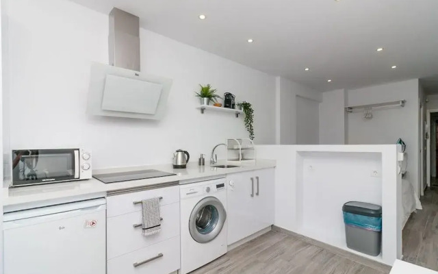 Cool and White Apartment Torrecilla Playa