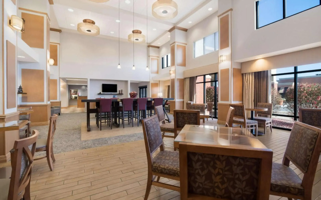 Hampton Inn Suites Plattsburgh