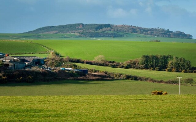 Beautiful Mansion in Botwnnog With a Private Garden
