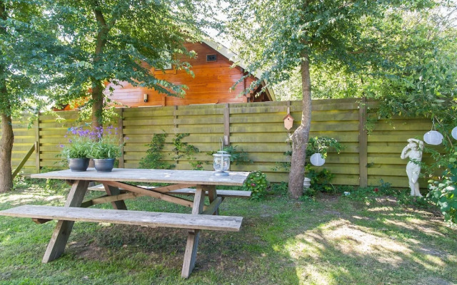 Modern Holiday Home With a South-west Facing Garden