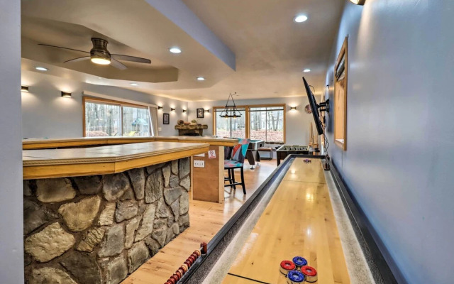 Game Room & Lake Access: Albrightsville Home!