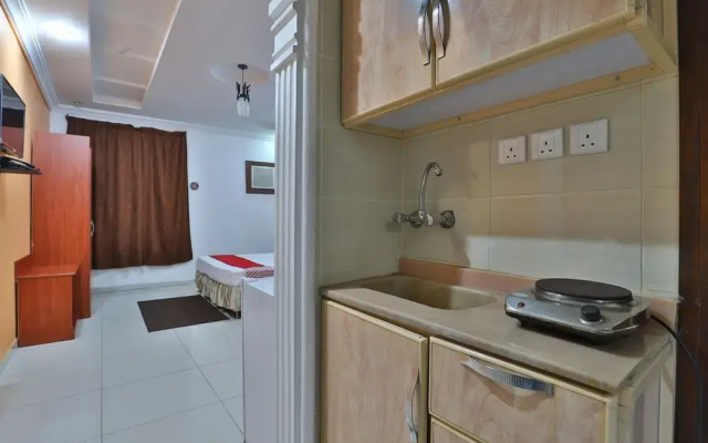OYO 334 Taraf Jeddah Hotel
