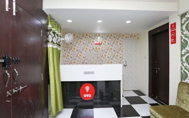 OYO 12127 Radhika Palace