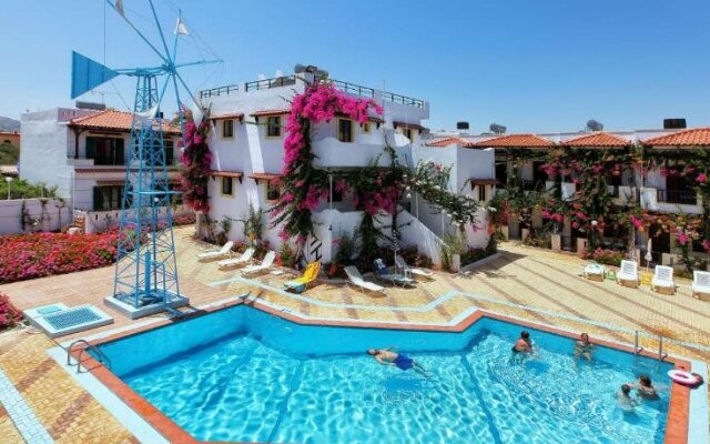 Paul Marie Hotel & Bungalows