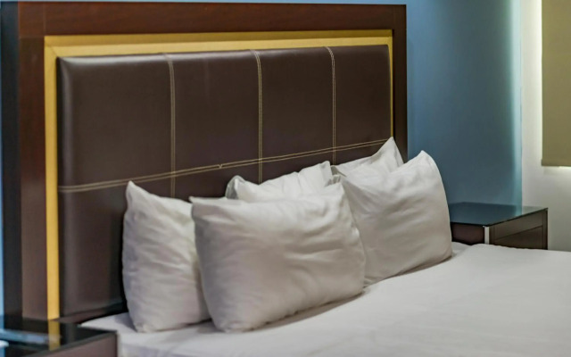 Quinta Dorada Hotel and Suites