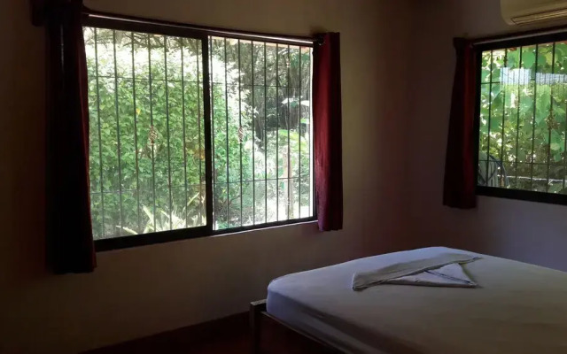 OceanBlue Samara Lodge