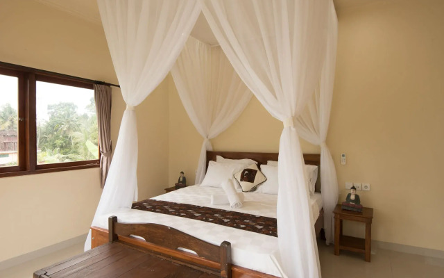 Sekembang Ubud Villa