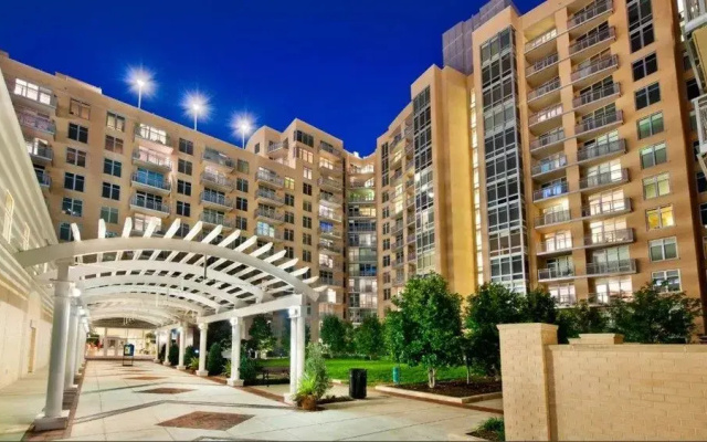 Weichert Suites at Wisconsin Place