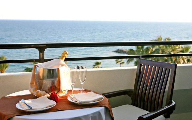 Amathus Beach Hotel Limassol