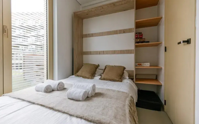 Modern Apartment With Large Terrace