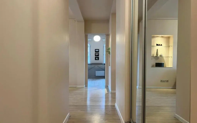 Large&Cozy Vacation Apartment 200m From Beach