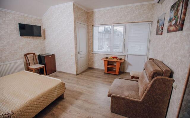 Laura Guest House