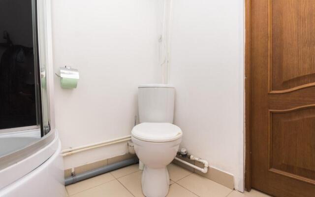 ВПитер на сутки на  улице Лизы Чайкиной