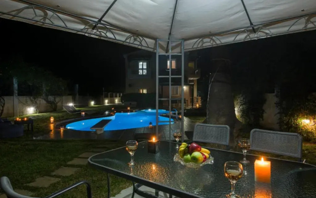 Villa Ifigeneia's Luxury - Private Hot Tub - Car