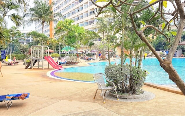 Sea Pool View at View Talay 1 Condo Pattaya