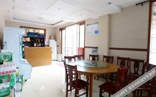 Enning Hotel