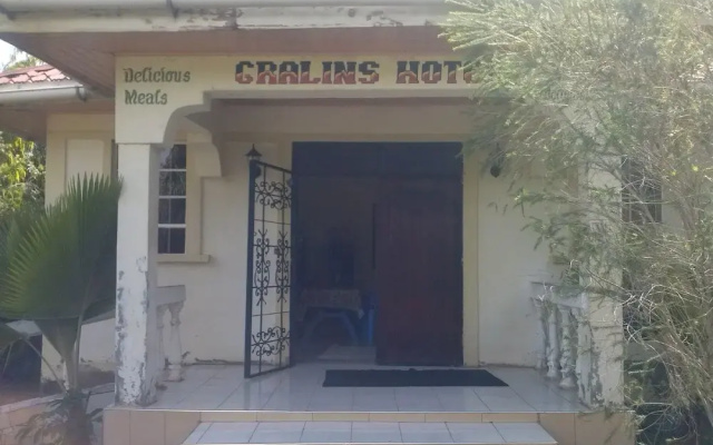 Gralins Hotel