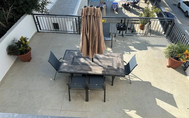 Luxor & Condo Ojos Españoles