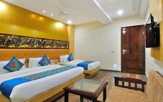 Hotel Grand Uddhav