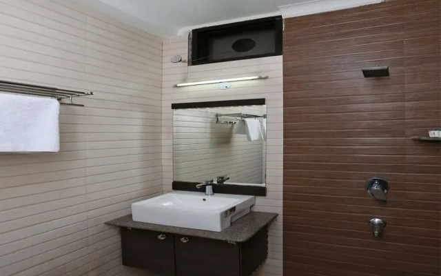 Go Rooms By OYO Rooms