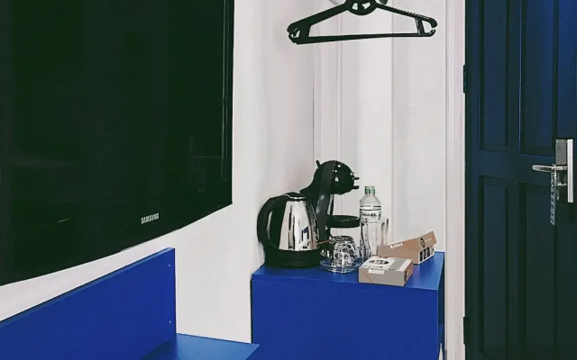 Chill Box Premier Beach Hotel