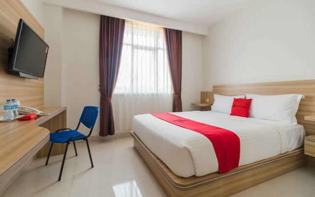 RedDoorz near Simpang Patal Palembang