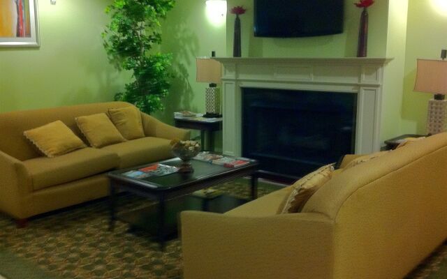 Ambassador Inn and Suites Tuscaloosa