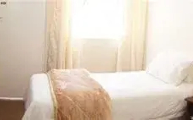 Rhodes Nyanga Hotel