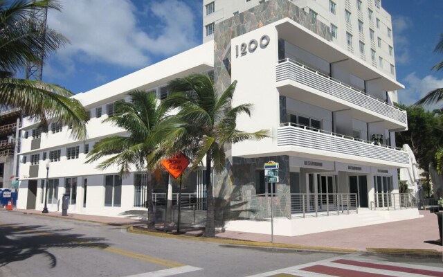 SoBe 12th and Ocean Suites