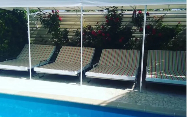 Farneliya club-hotel