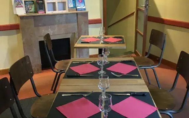 Hotel - Restaurant La Brochetterie