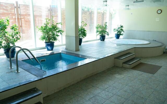 Al Ain Palace Hotel