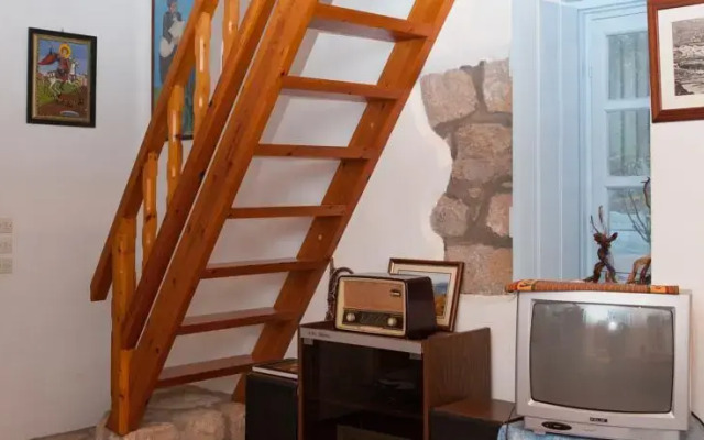 Ampelonas Country House
