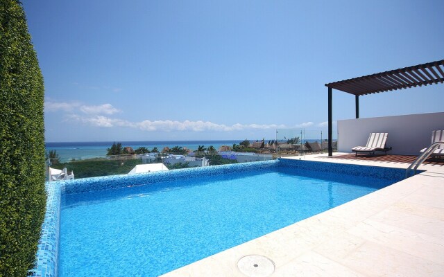 Menesse on the Beach 001 by iMexico